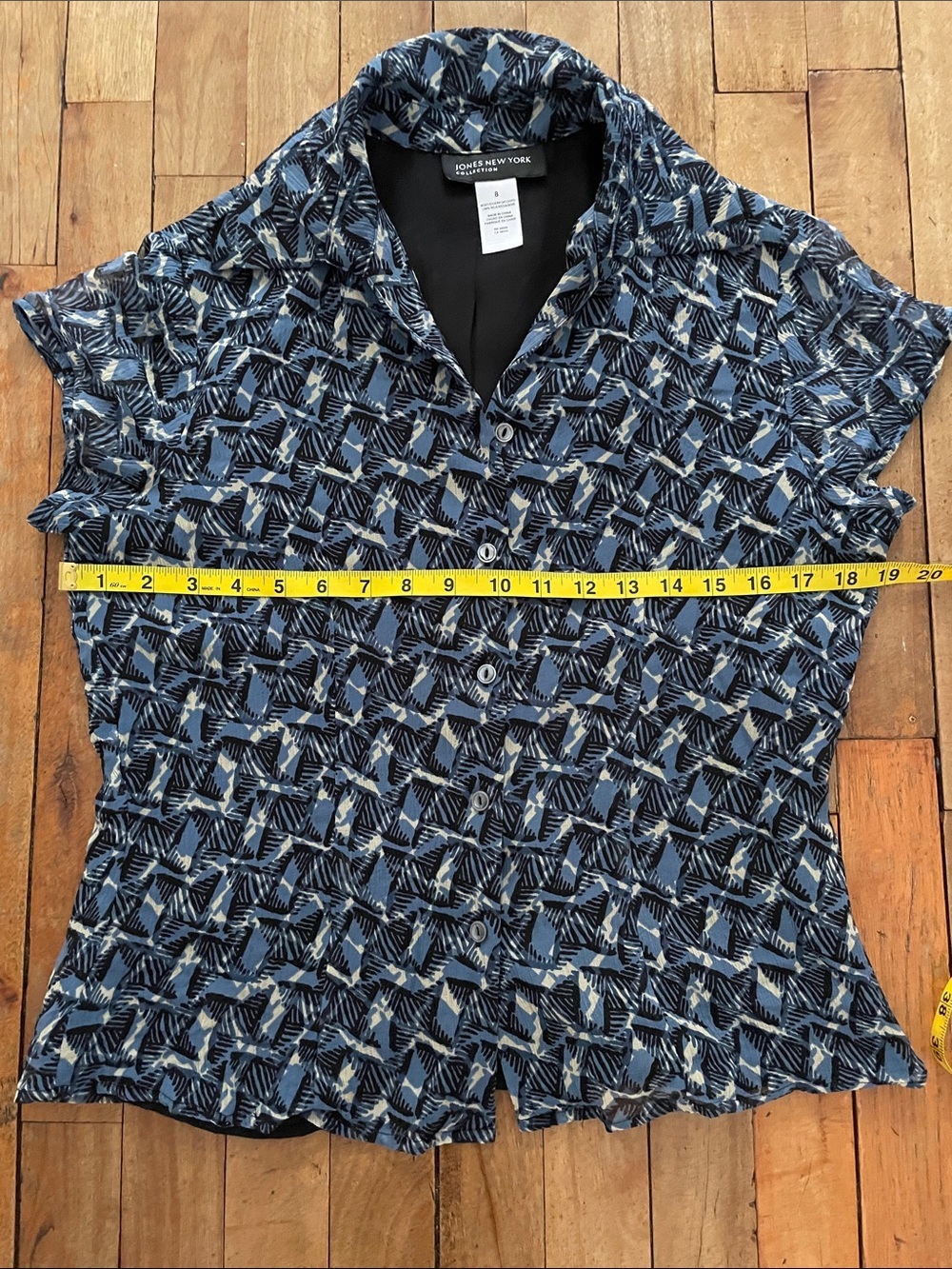 Silk Jones New York blouse- Size 8 - Picture 5 of 10